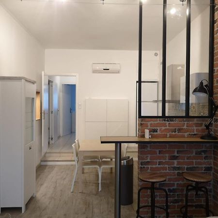 Appartement T2 48 M2 Independant Parking Public Gratuit A Proximite Béziers Dış mekan fotoğraf